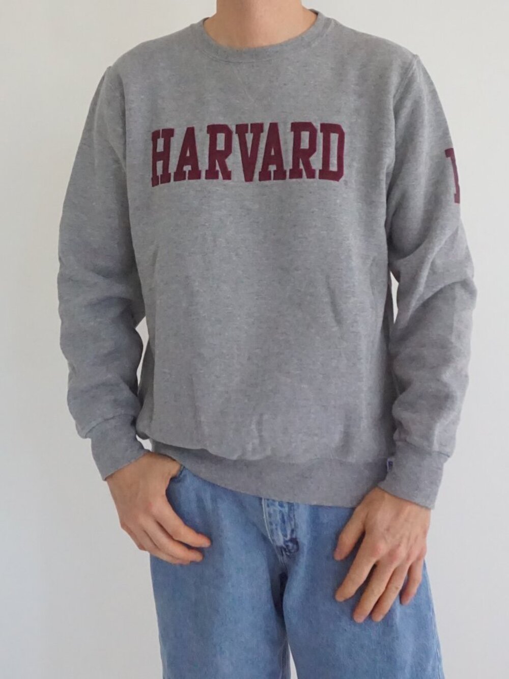 Vintage Russell Athletic Grey Burgundy Harvard Logo Spellout Campus Sweatshirt M